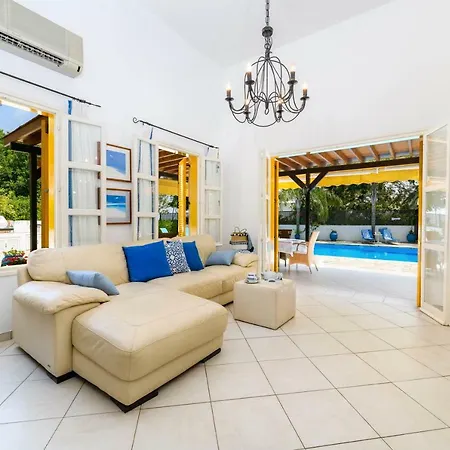 Saint Elias Villa